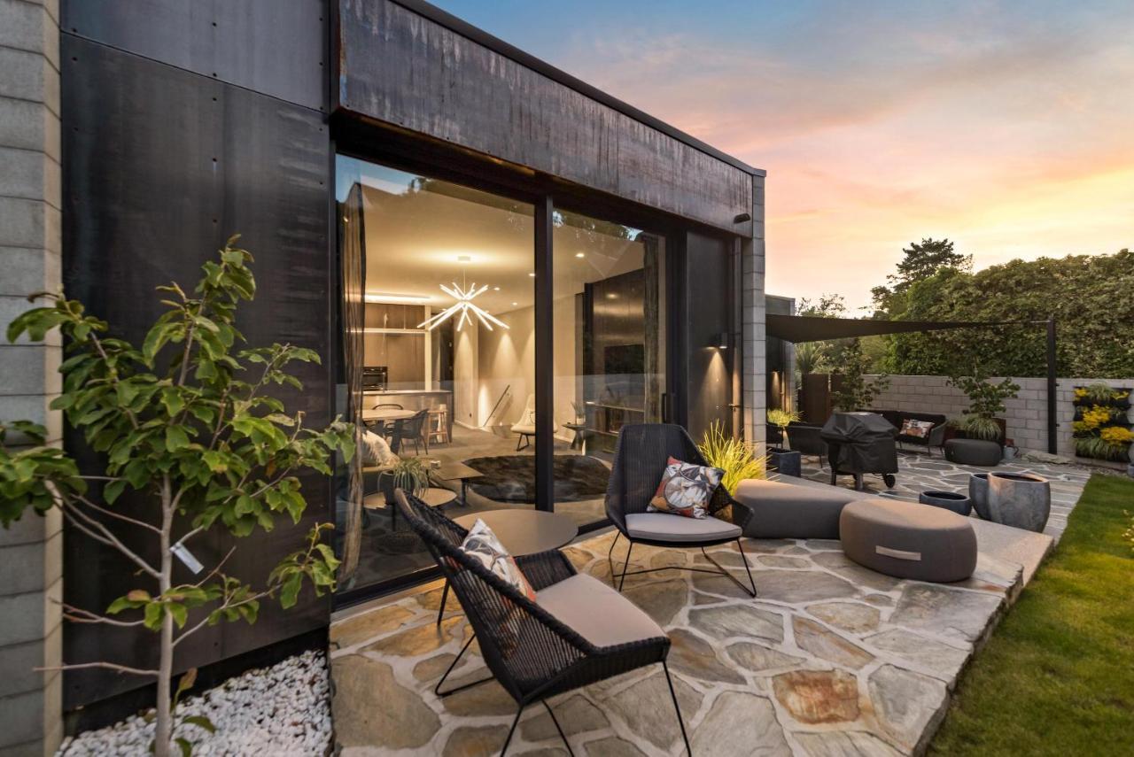 The Ivy Box Apartment Κουίνσταουν Εξωτερικό φωτογραφία